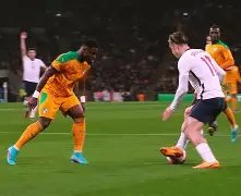 董卿,岁生日照流,短发微笑尽,欧博官网,ABG欧博官网,欧博官网在线娱乐平台